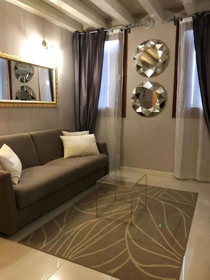 Villa Giotto Mestre 5*,  Italy