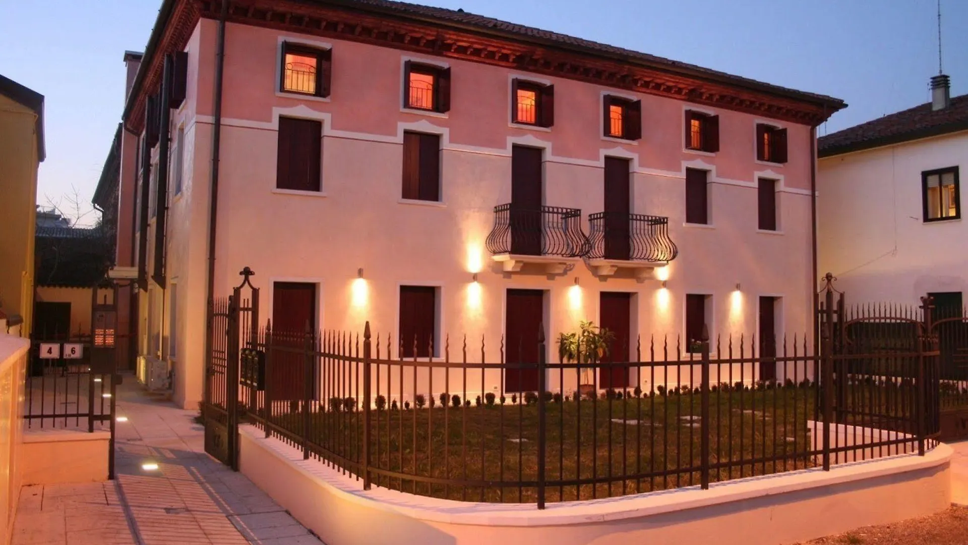 Villa Giotto Mestre Aparthotel